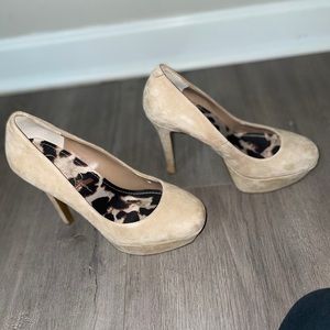 Jessica Simpson High Heels